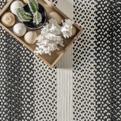 NuLOOM Kaila Ombre Bordered Indoor And Outdoor Patio Area Rug 5 NuLOOM Kaila Ombre Bordered Indoor And Outdoor Patio Area Rug - Image 5