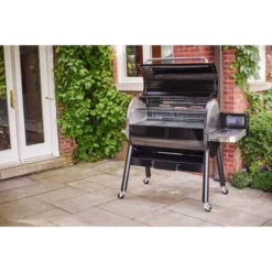 Weber SmokeFire EX6 Wood Pellet Grill - Black