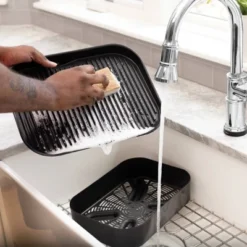 Ninja Woodfire Outdoor Grill & Smoker, 7-in-1 Master Grill, BBQ Smoker And Air Fryer With Woodfire Technology - OG701 -Outdoor Garden Store GUEST c66d207f f510 4dbb b531 a405fb30771e